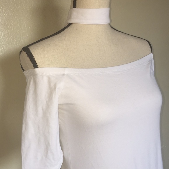 🎉HP🎉Off Shoulder 3/4 Sleeves Choker Bodysuit Top - Picture 7 of 8